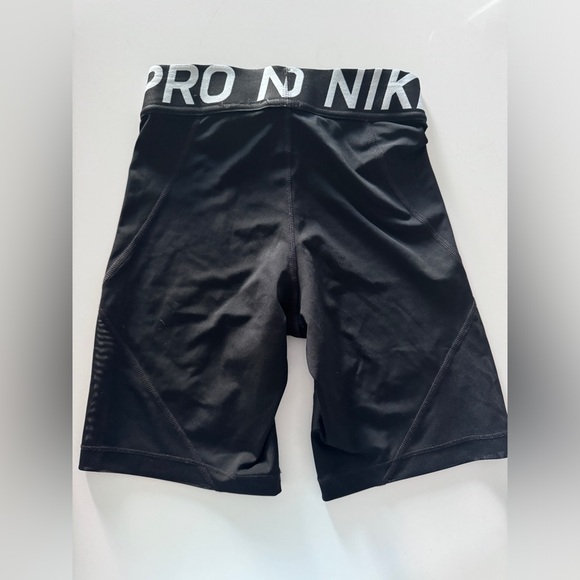 Nike biker shorts - Picture 2 of 3